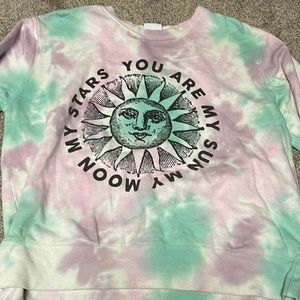 tie dye sweatshirt/ crew neck